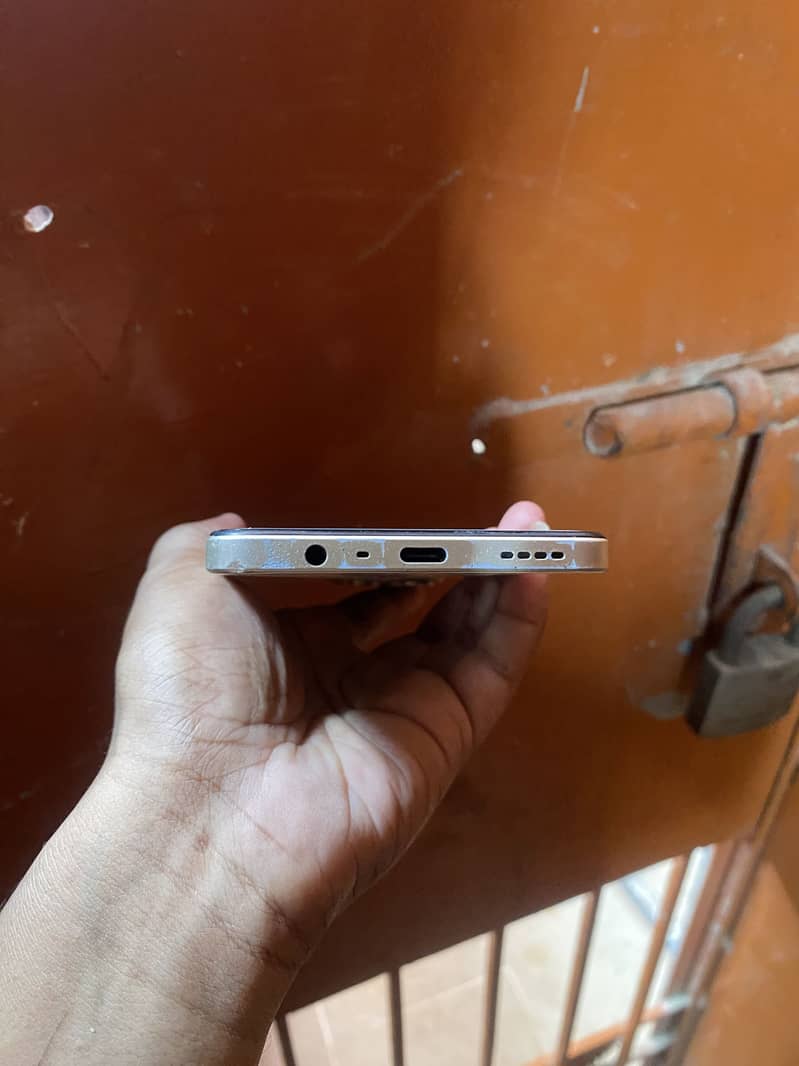 Realme C53 3