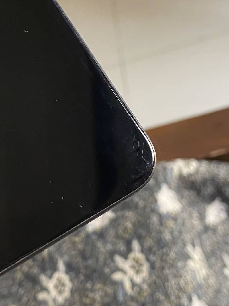 Iphone 11 panel 1