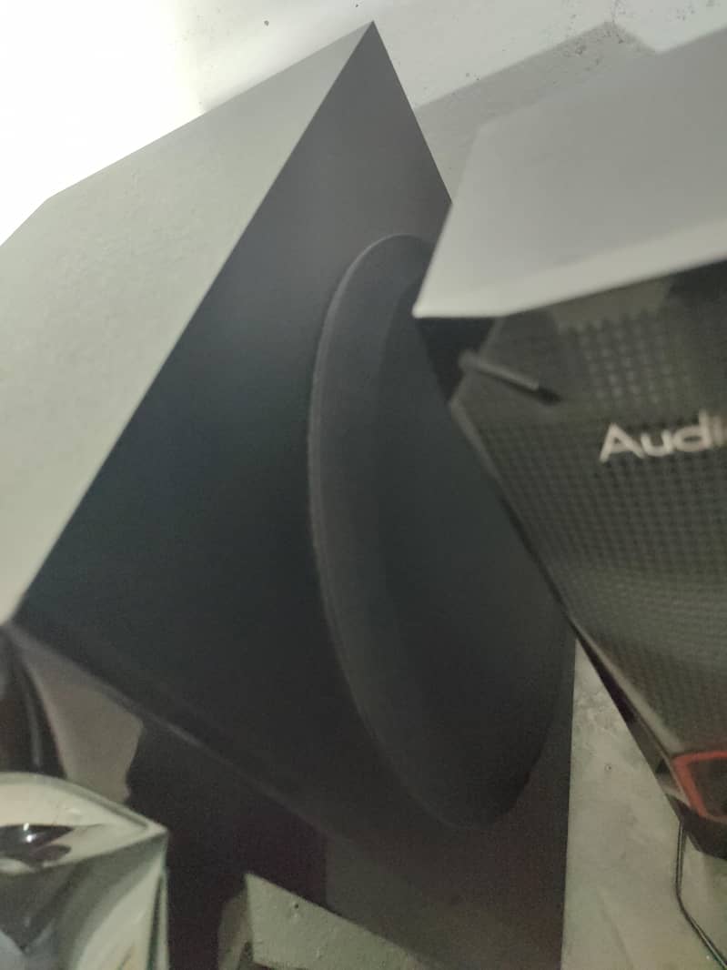 audionic model name pace 8 6