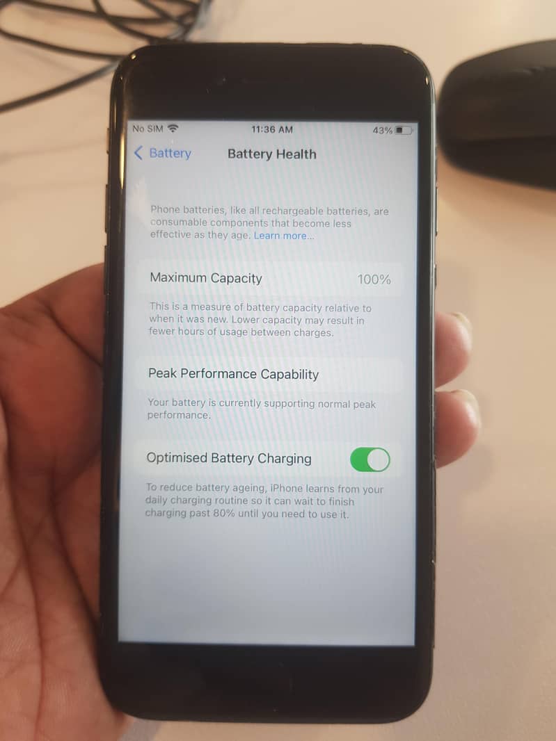Apple iPhone 7 1