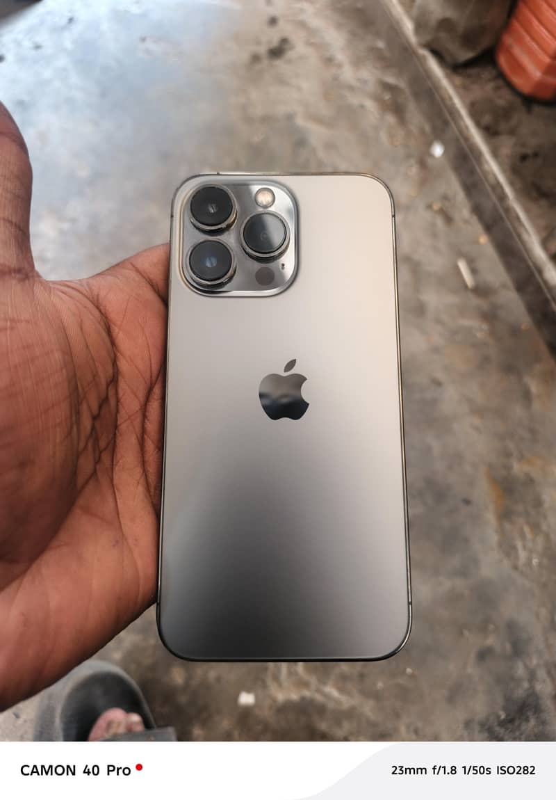 Apple iPhone 13 Pro 3