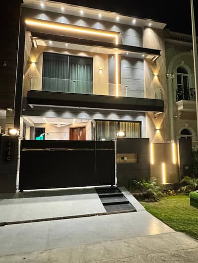 5-Marla Fully Furnished Brand New House For Rent at Hot Location Near Park Commercial