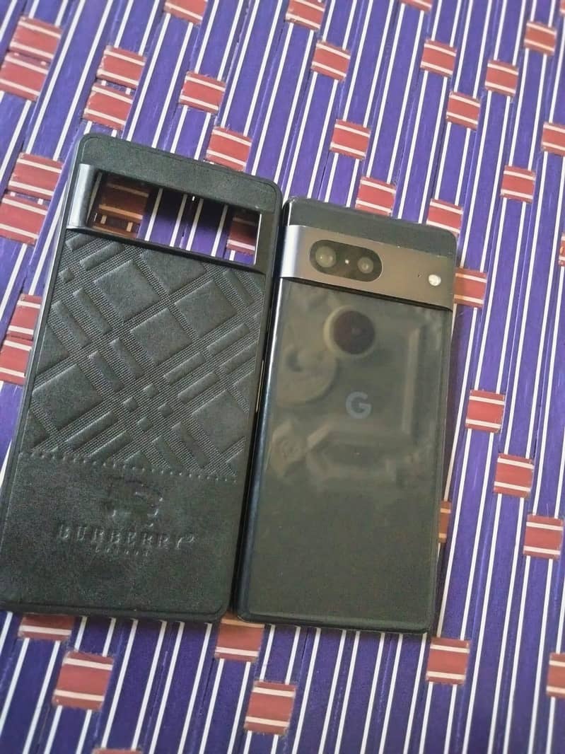 Google Pixel 7 4