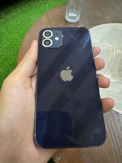 Apple iPhone 12