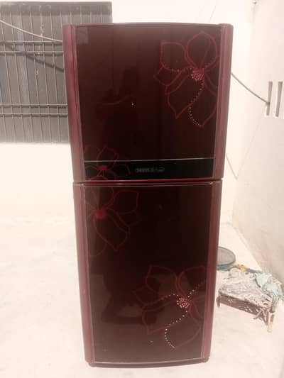 Used Refrigerator – Neat & Clean, Good Cooling