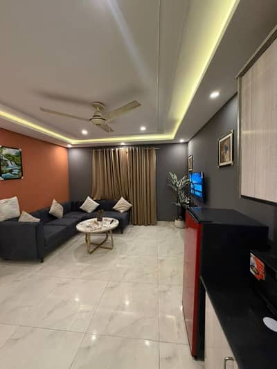 1 Bed Luxury Apartment Short Stay Bahria Town 03001893480