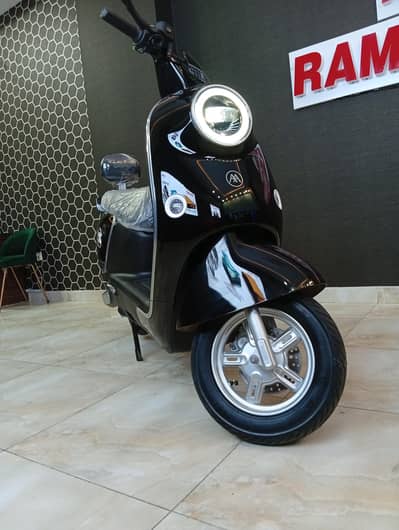Ramza Yaari Plus E-Scooty By AIMA Global