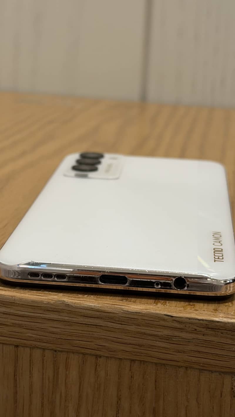 Tecno Camon 18P 3