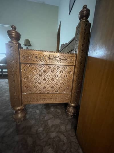 Royal Look Solid Wood Couch | Classic Design | Good Condition