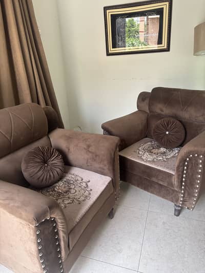 7 Seater Sofa 10/10 Condition