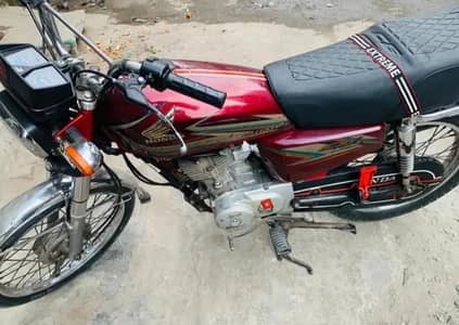 Honda 125 all ok Total janyan jis Bai na Lana ho