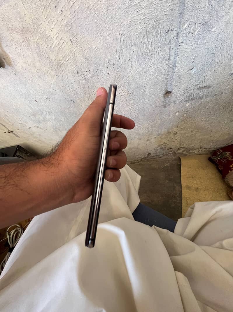 One Plus 7t 4