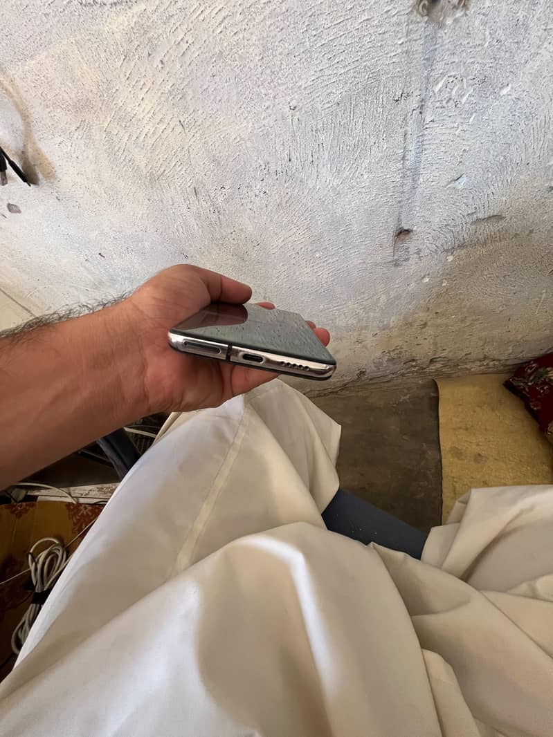 One Plus 7t 5