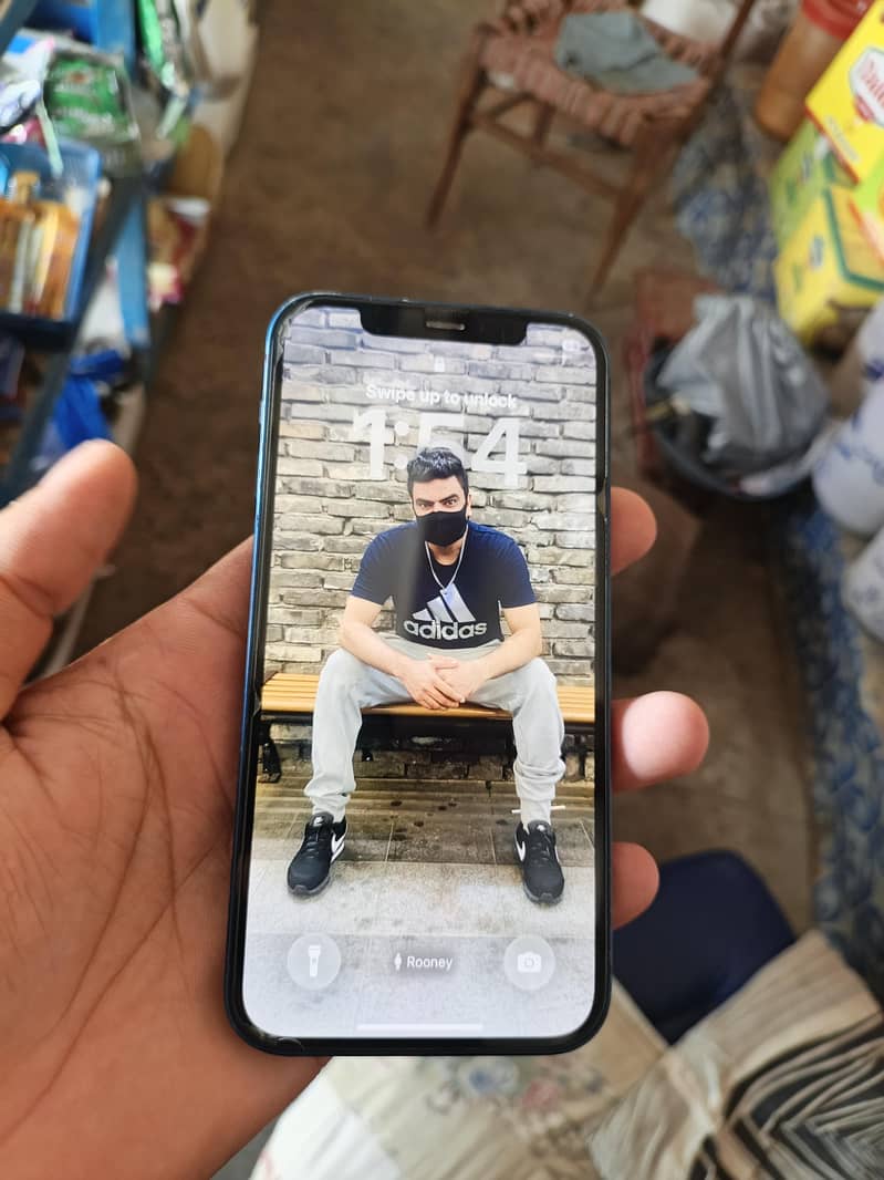 Apple iPhone 12 5