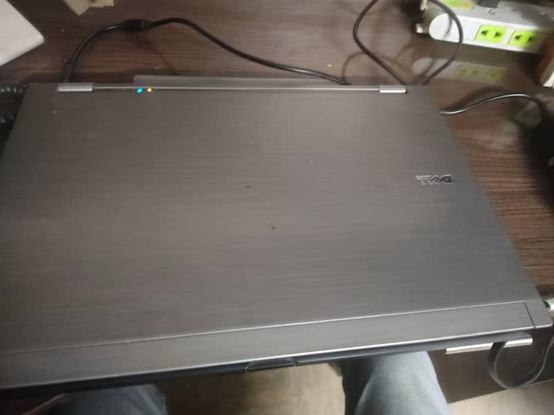Latitude E6510 0