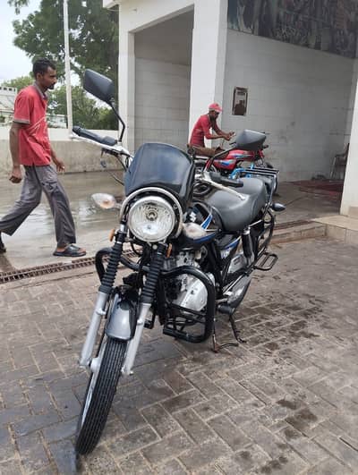 SUZUKI GS 150