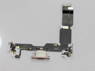 iphone 15plus charging strip