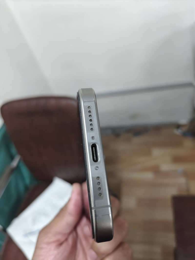 15 pro max 7