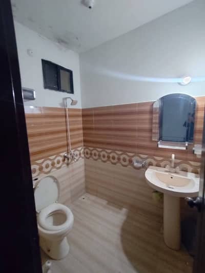 2 bed dd 2nd floor portion for rent
