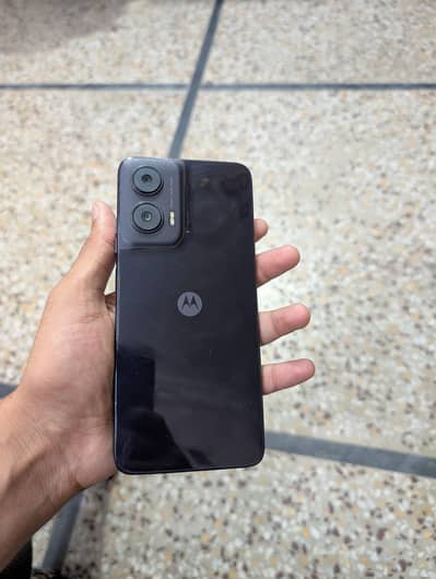 Moto G35 pack phone 5g gaming phone