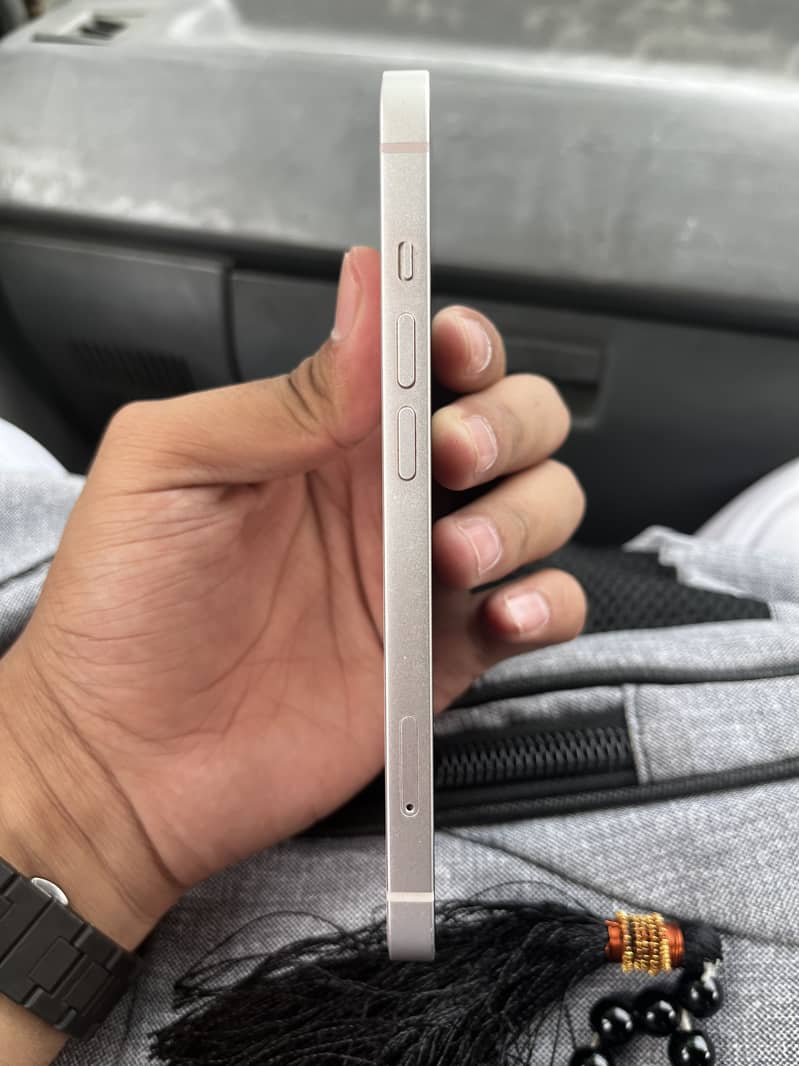 IPhone 13 jv 3