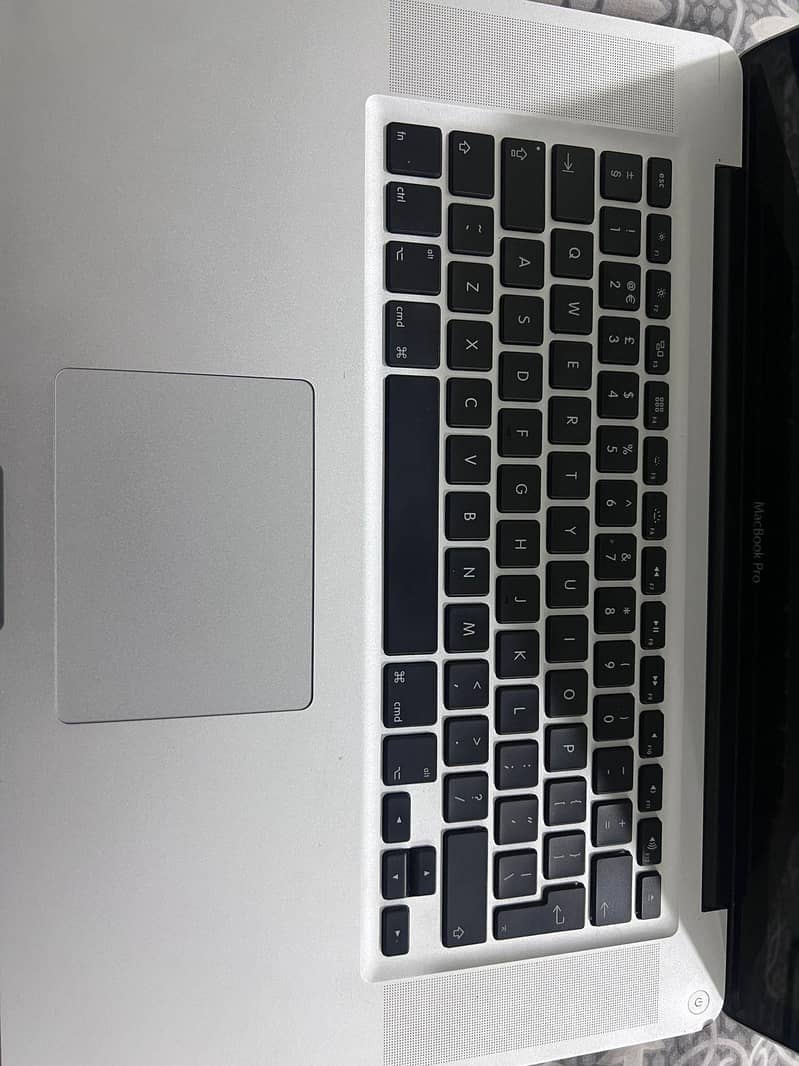 mac book pro 1
