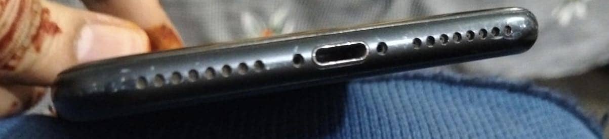 Apple iPhone 7 Plus 5
