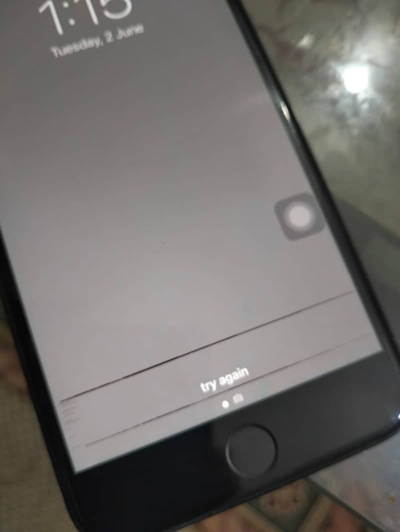 Apple iPhone 7 Plus 6