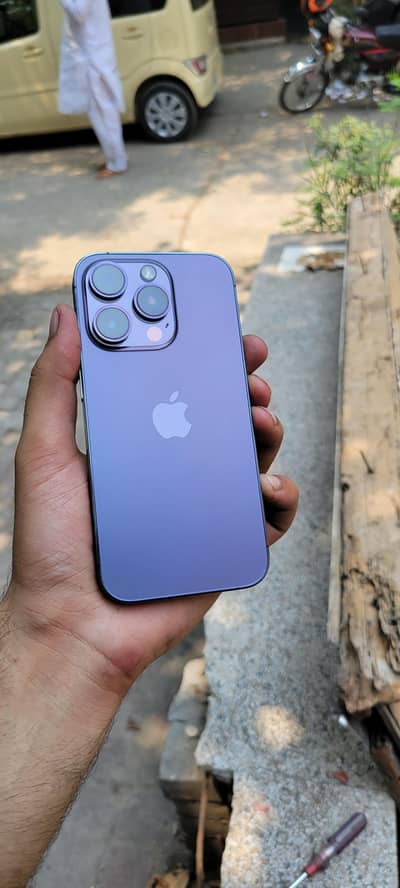 Apple iPhone 14 Pro