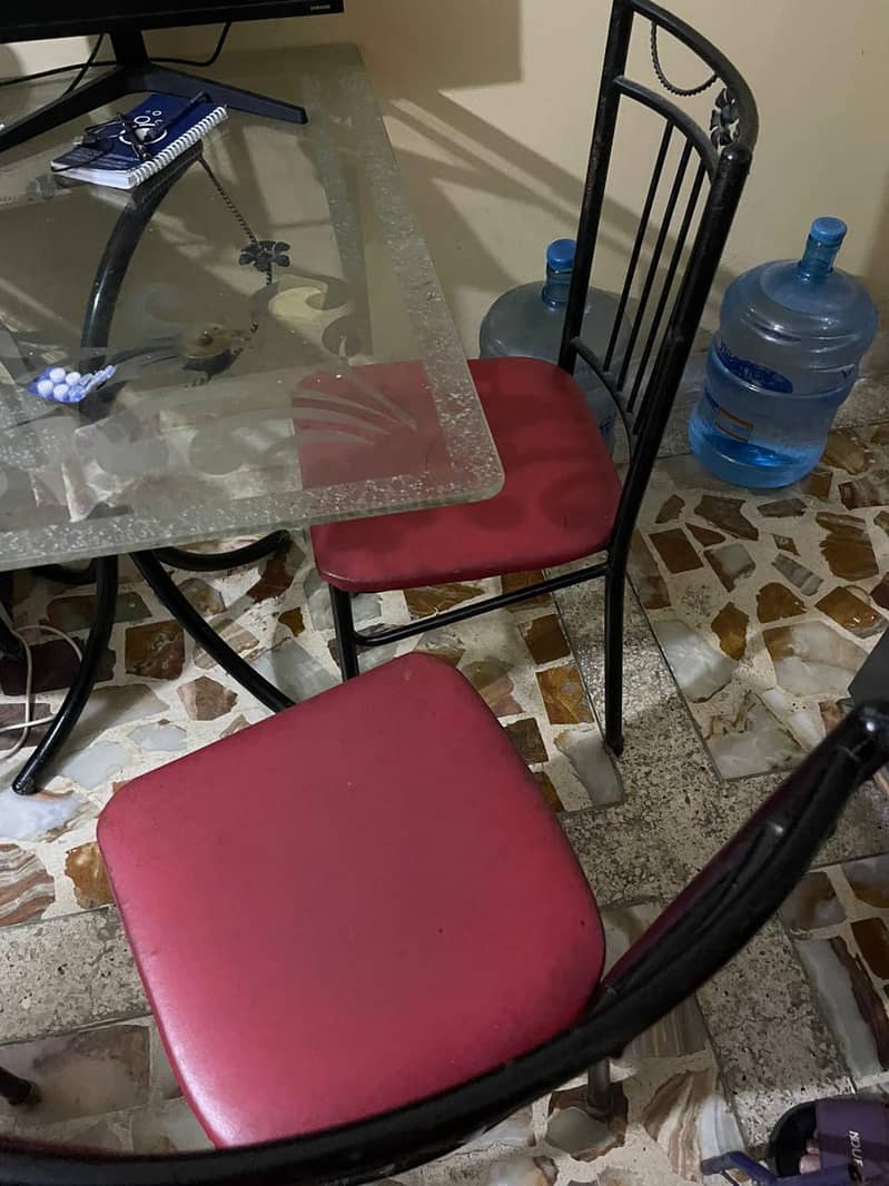 Dinning table for 4 0