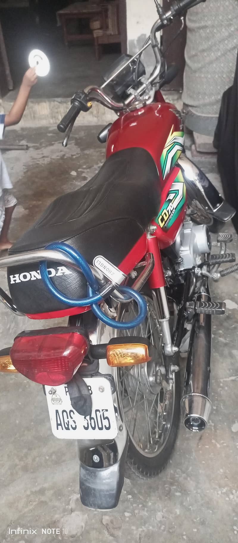 CD 70 red 2