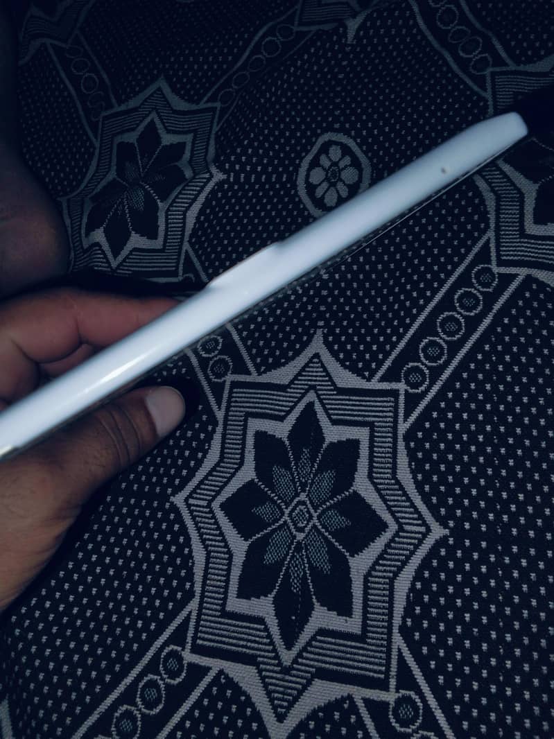 ellipsis 8 tablet 4