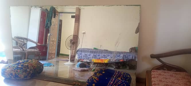 Mirror for sale size hight 7.5 width 4.5. conditon 10by10