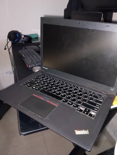 Lenovo Thinkpad T450 laptop i5 5th gen 20gb ram 238gb ssd