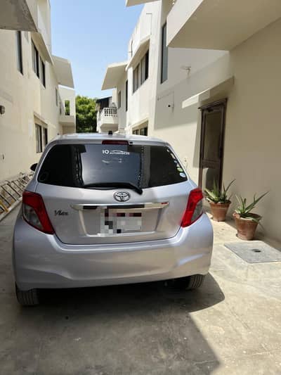 Toyota Vitz 2012
