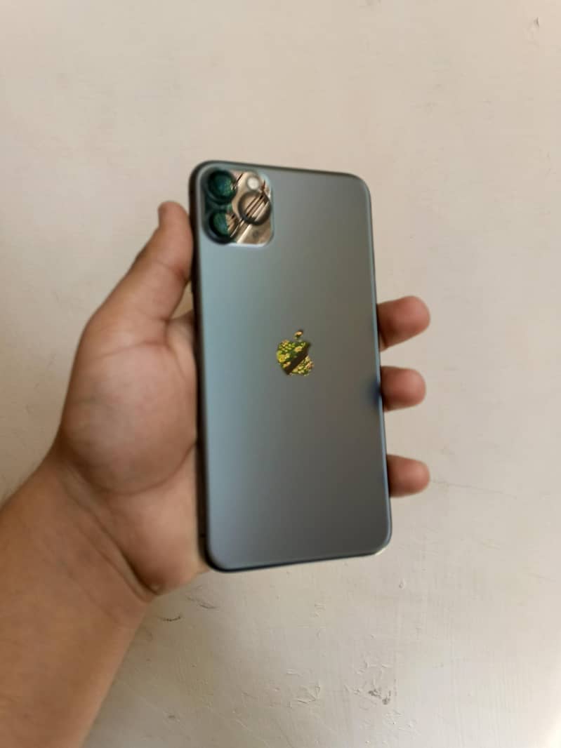 iPhone 11 Pro Max 0
