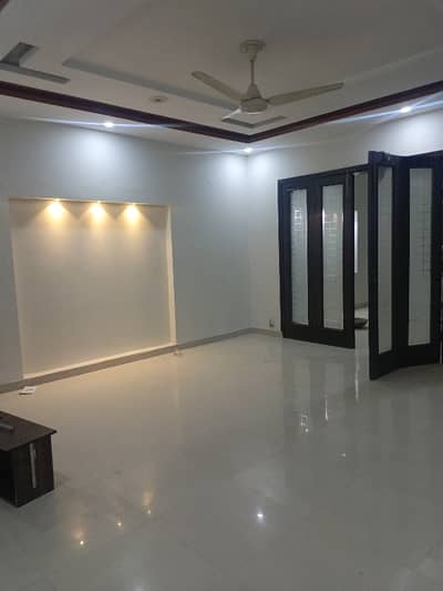 10 Marla Brand New Luxury Lower Portion Available For Rent