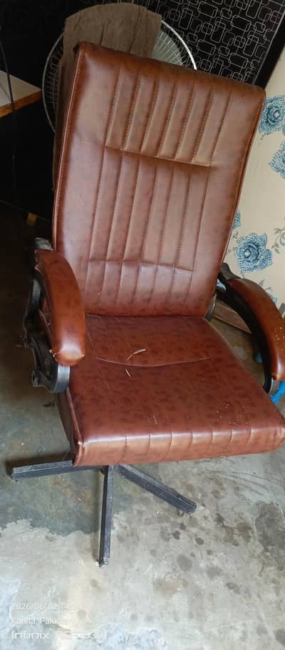used chair urgent sale