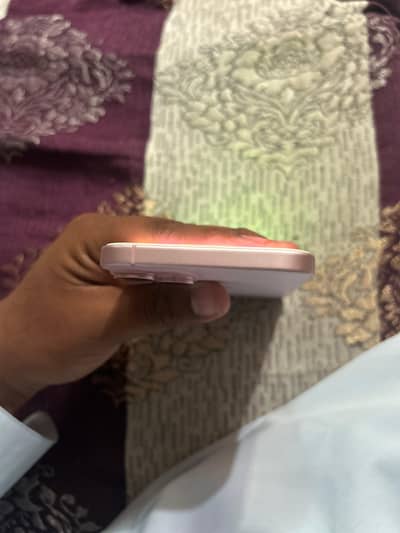 Apple iPhone 15 plus