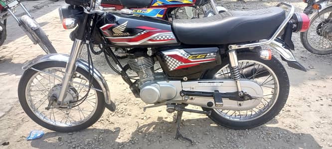 Honda 125 2024 saaf bike 03127839449