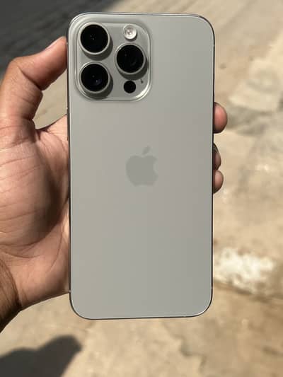 Apple iPhone 15 Pro Max