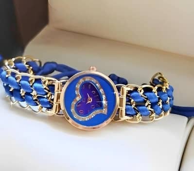 Women's Blue Heart Dial Quartz Watch With Chain Strap Free Delivery