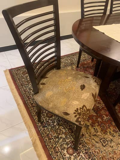 6 x Chairs Dining Table