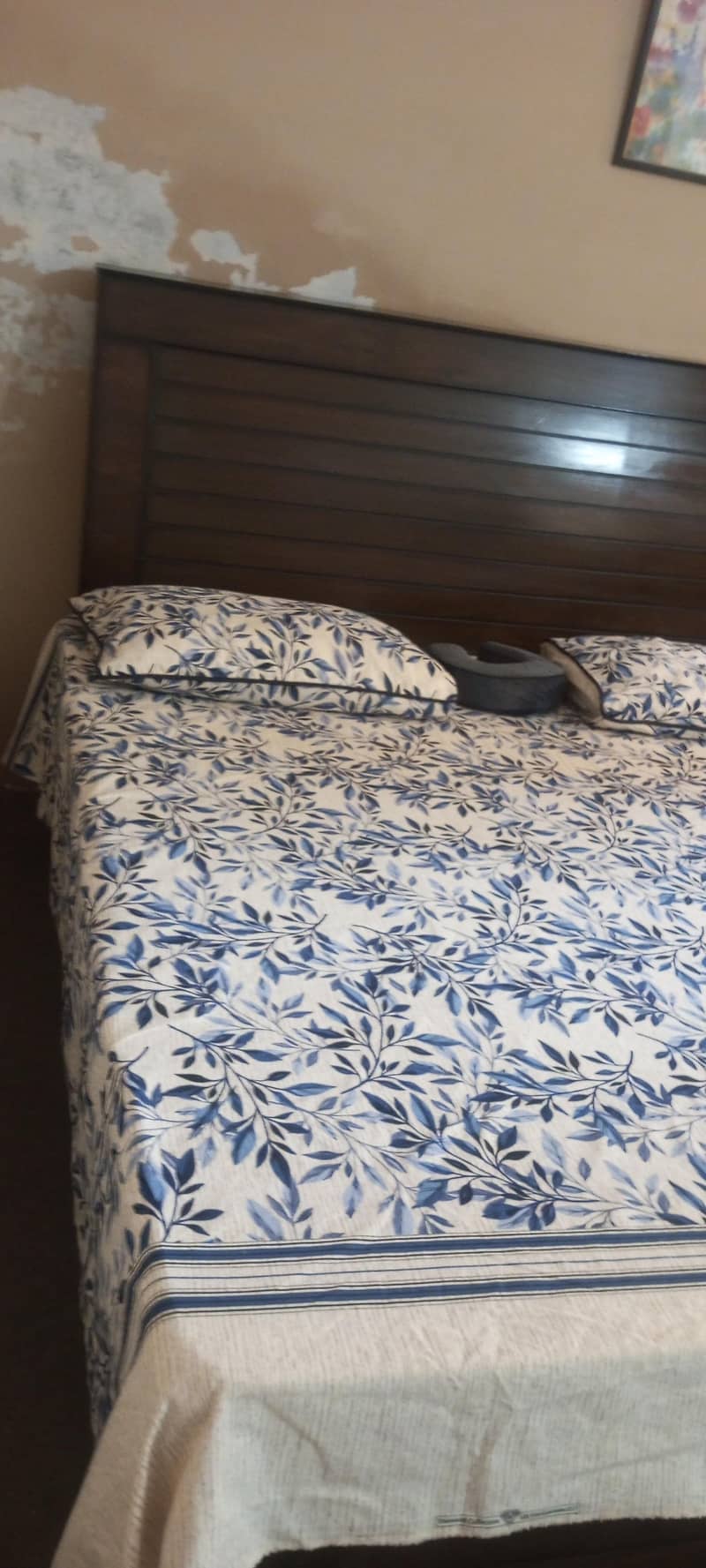 bed colour brond 1