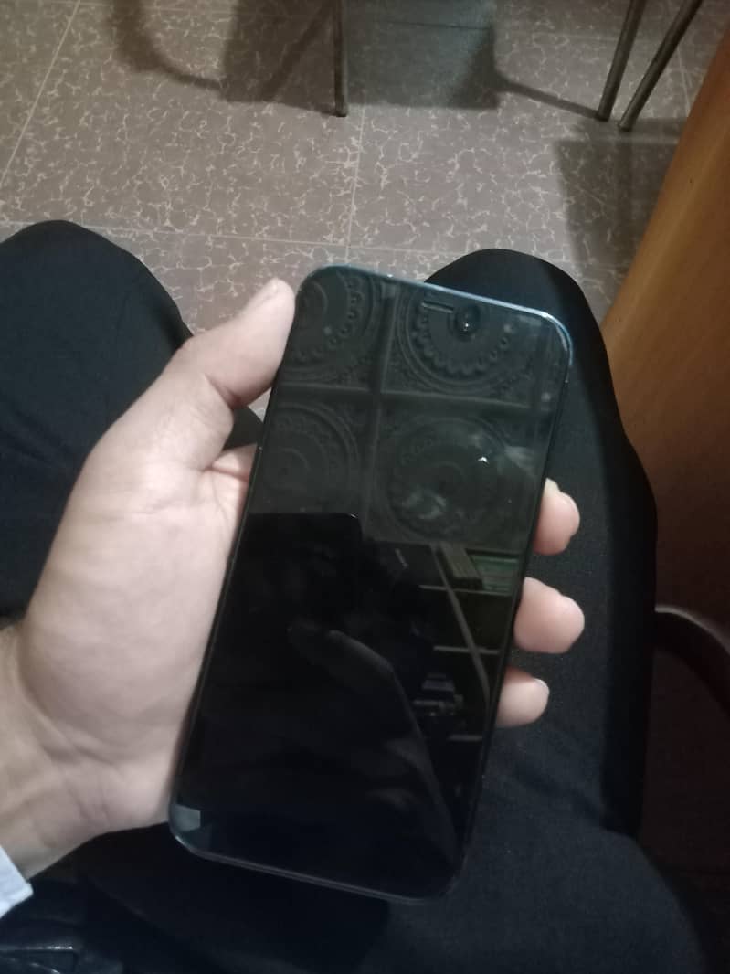 Apple iPhone 12 2