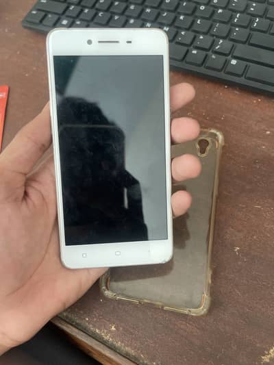 OPPO A37