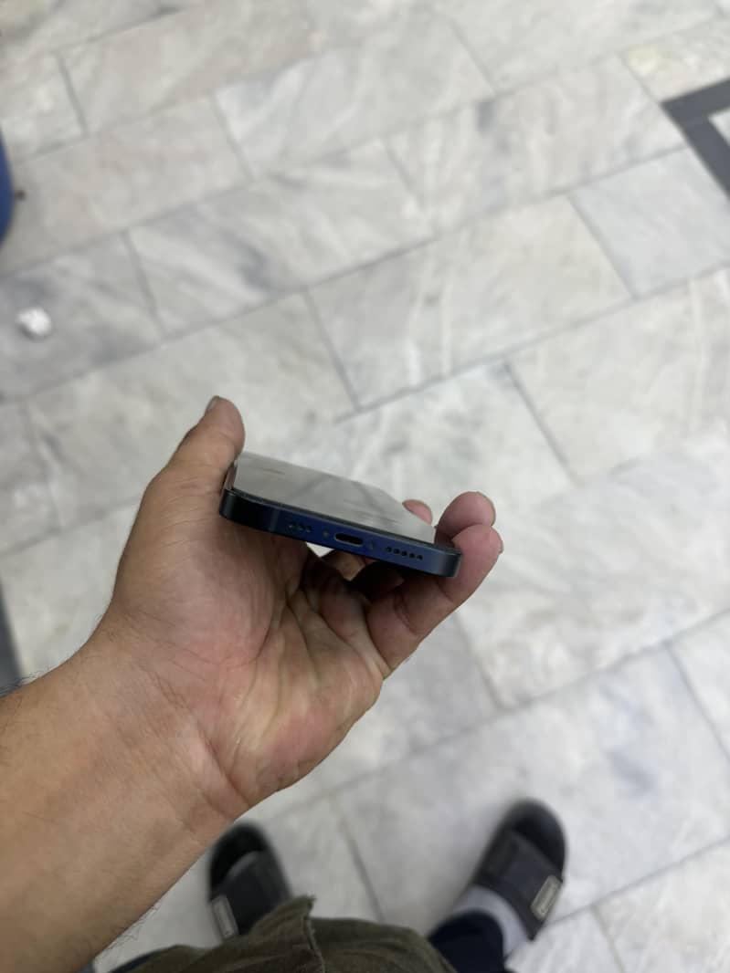IPHONE 13 2