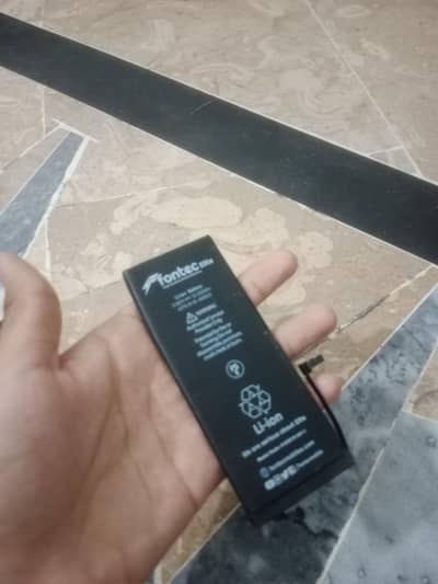 I phone 6s plus battery working battery health 100%