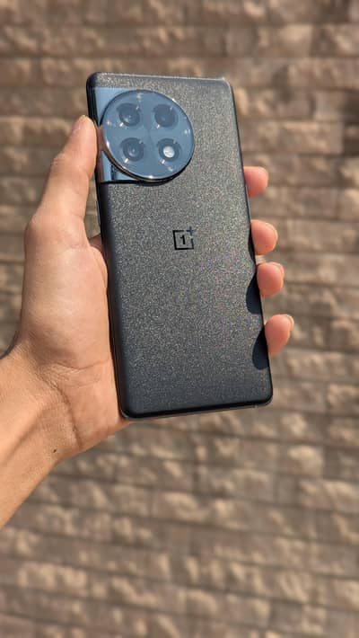 one plus 11R 5g