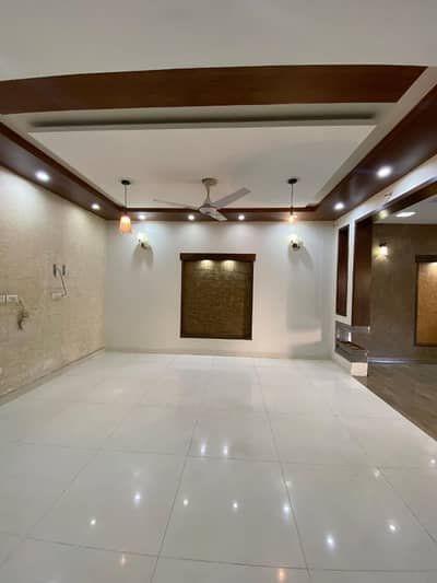 10 Marla House For Sale In Jasmine Block Prime Location | Best Investment Opportunity